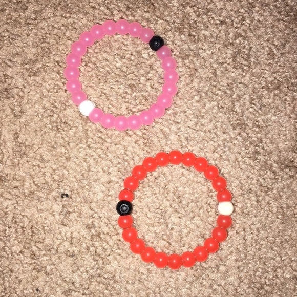 4 Lokai’s GETTING RID OF - Picture 2 of 7